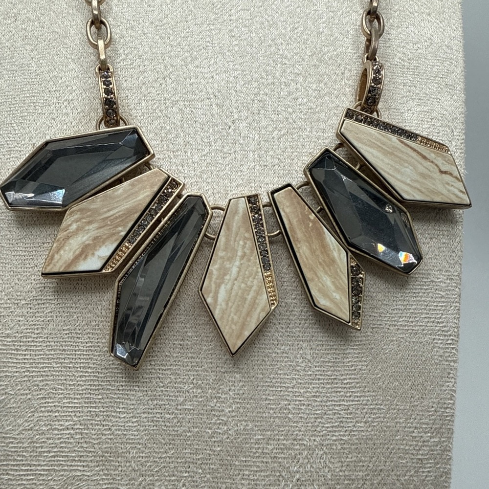 Kenneth Cole NY Gold Tone Summer Safari Geometric Bead Frontal Necklace 19-22"